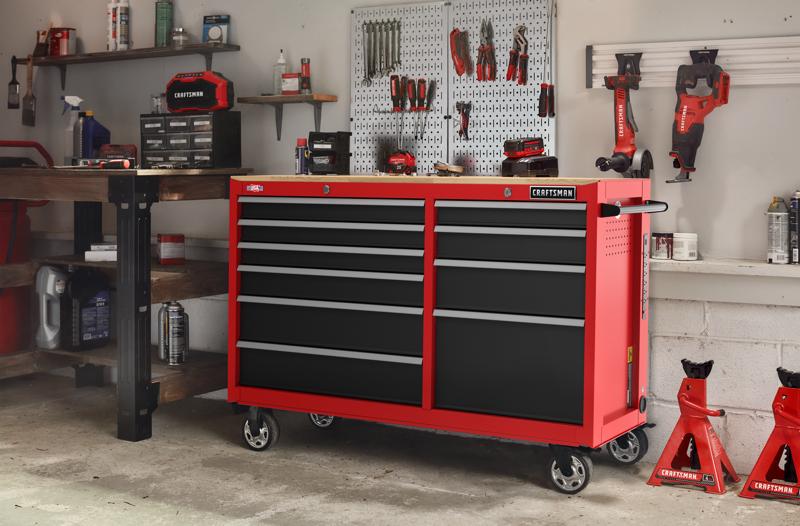 CRAFTSMAN S2000 63" Workstation in garage setting