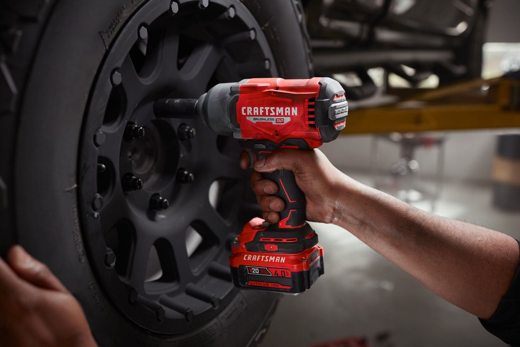 V20 BRUSHLESS RP High Torque Impact Wrench in use
